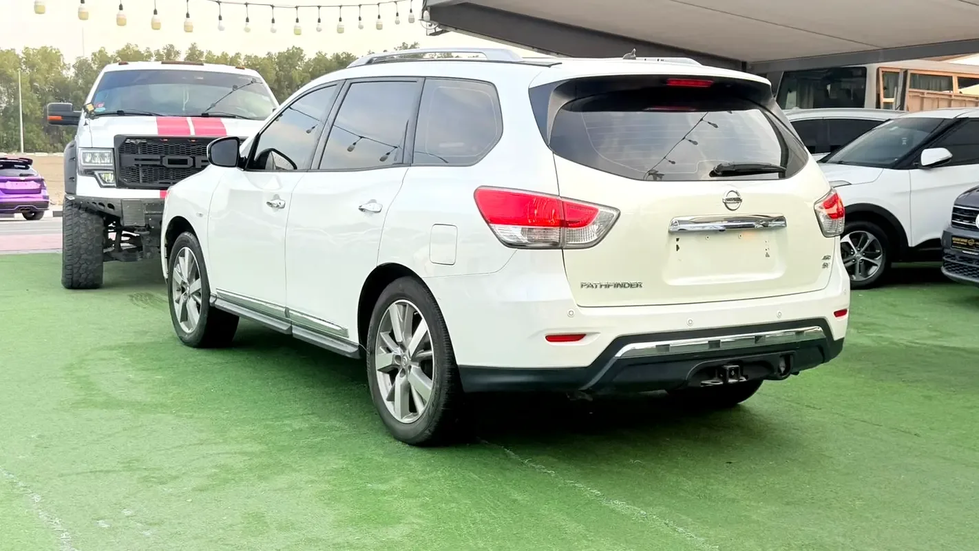 Nissan Pathfinder 3.5 AT (243 hp) - 4