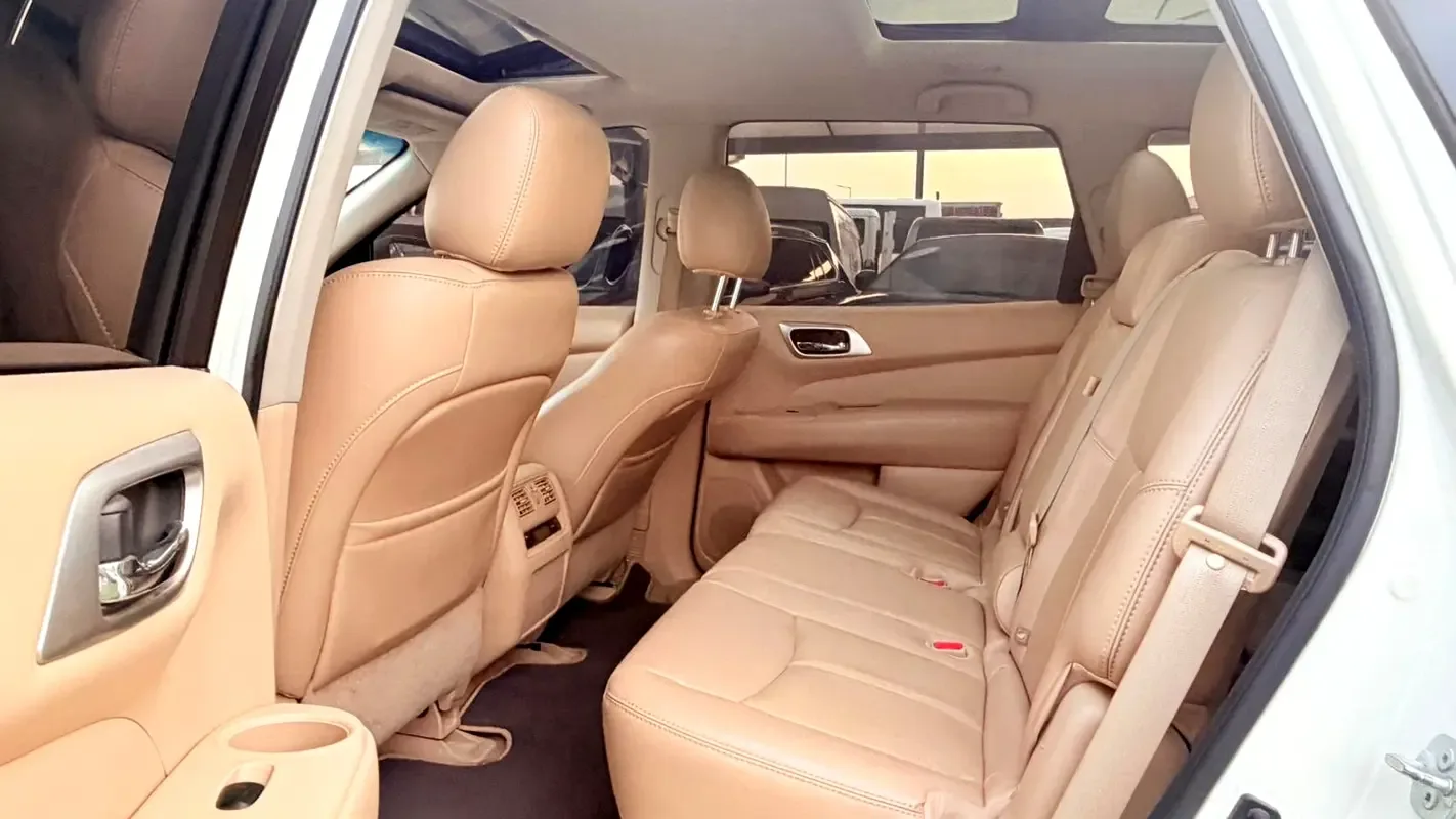 Nissan Pathfinder 3.5 AT (243 hp) - 14