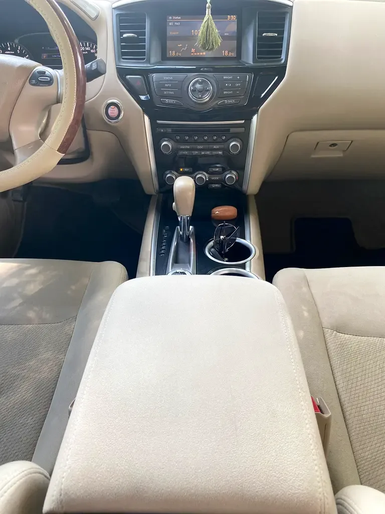 Nissan Pathfinder 3.5 AT (243 hp) - 13