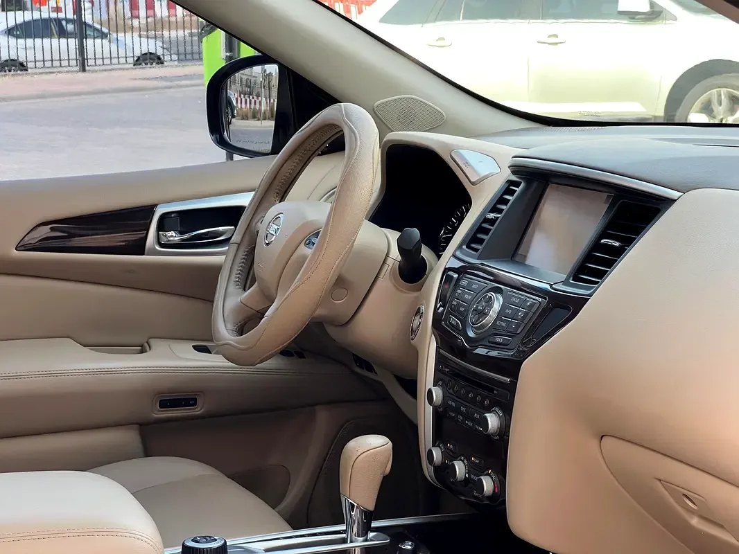 Nissan Pathfinder 3.5 AT (243 حصان) - 4