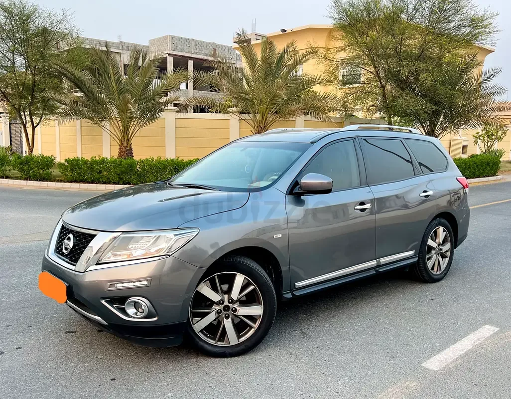 Nissan Pathfinder 3.5 AT (243 hp)