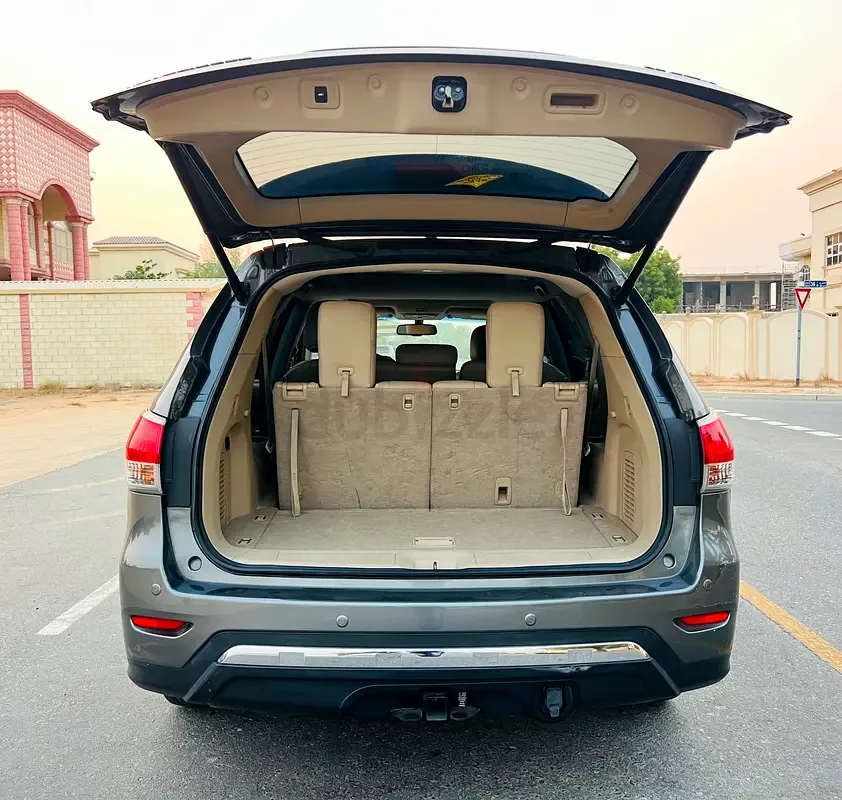 Nissan Pathfinder 3.5 AT (243 hp) - 17