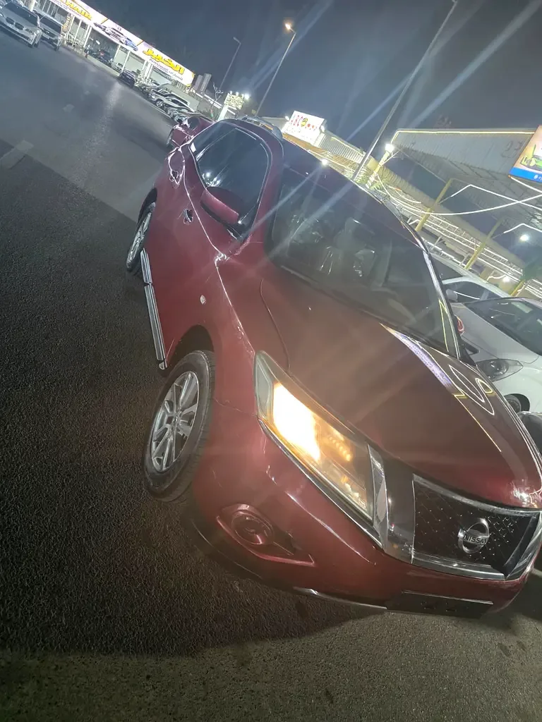 Nissan Pathfinder 3.5 AT (243 hp) - 2