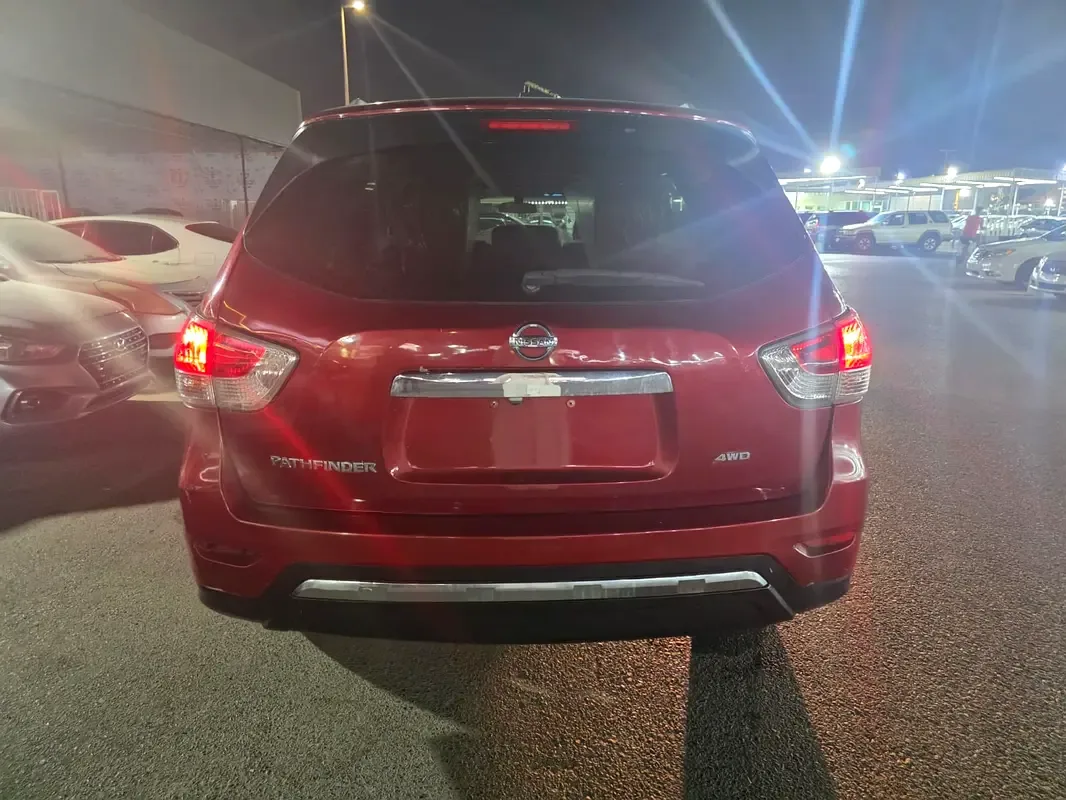 Nissan Pathfinder 3.5 AT (243 hp) - 6