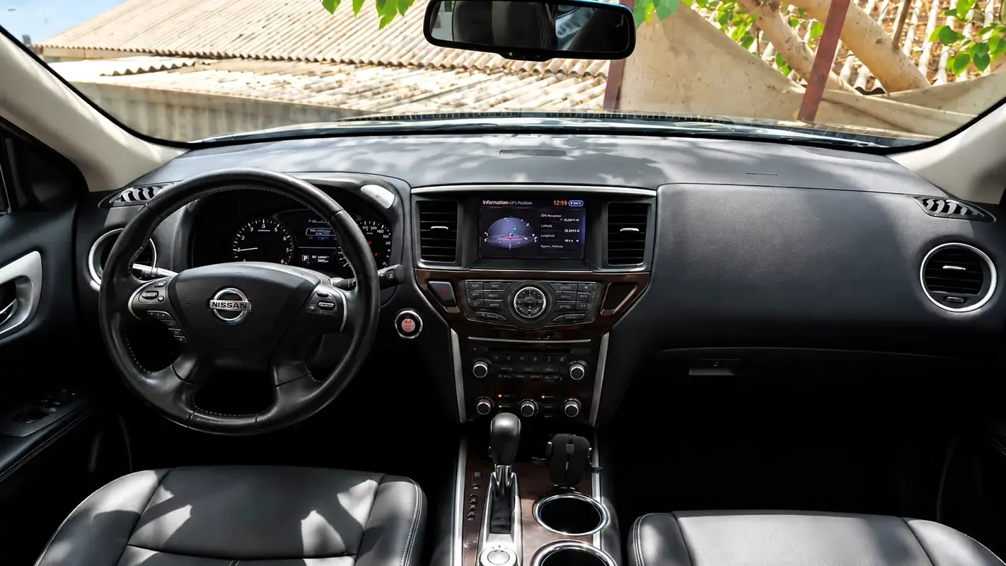 Nissan Pathfinder 3.5 AT (243 hp) - 10