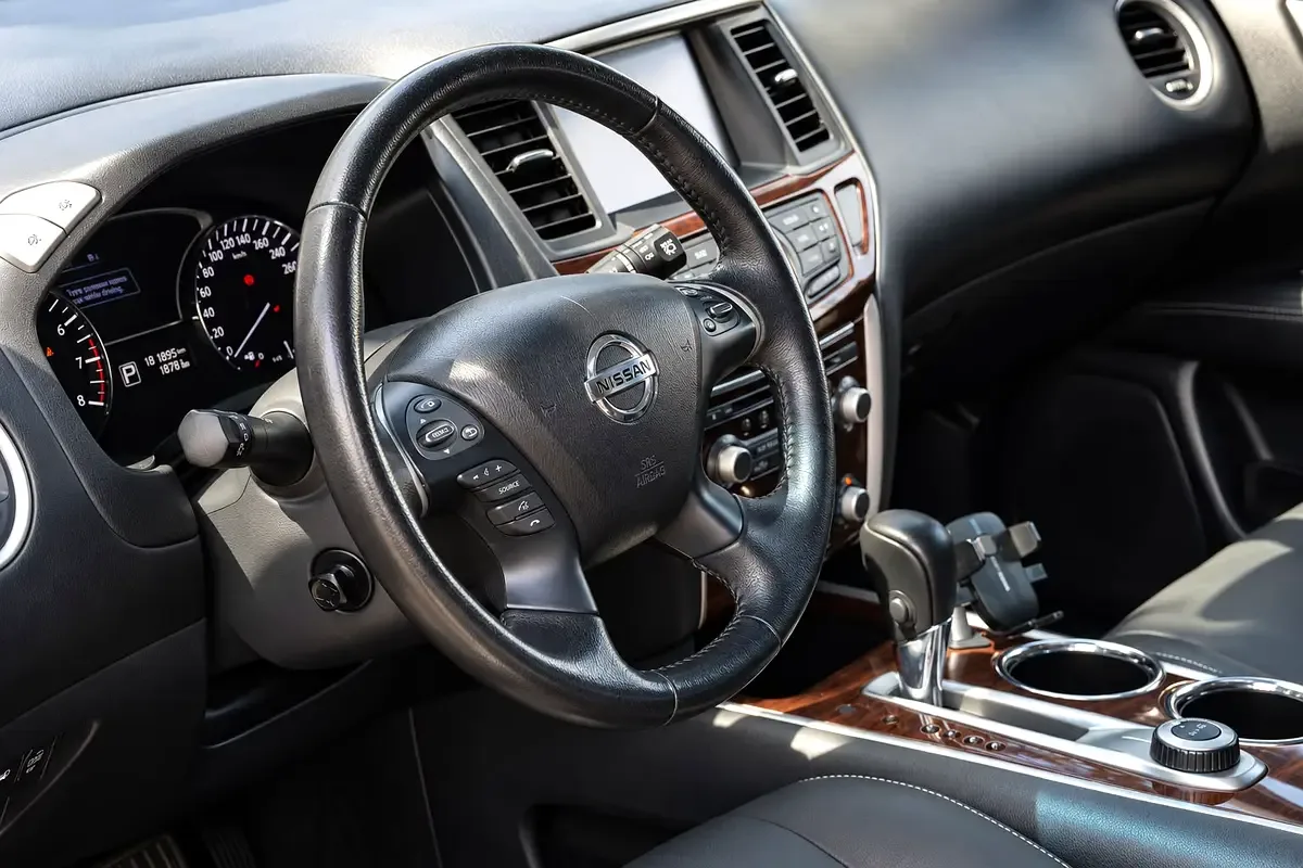 Nissan Pathfinder 3.5 AT (243 hp) - 9