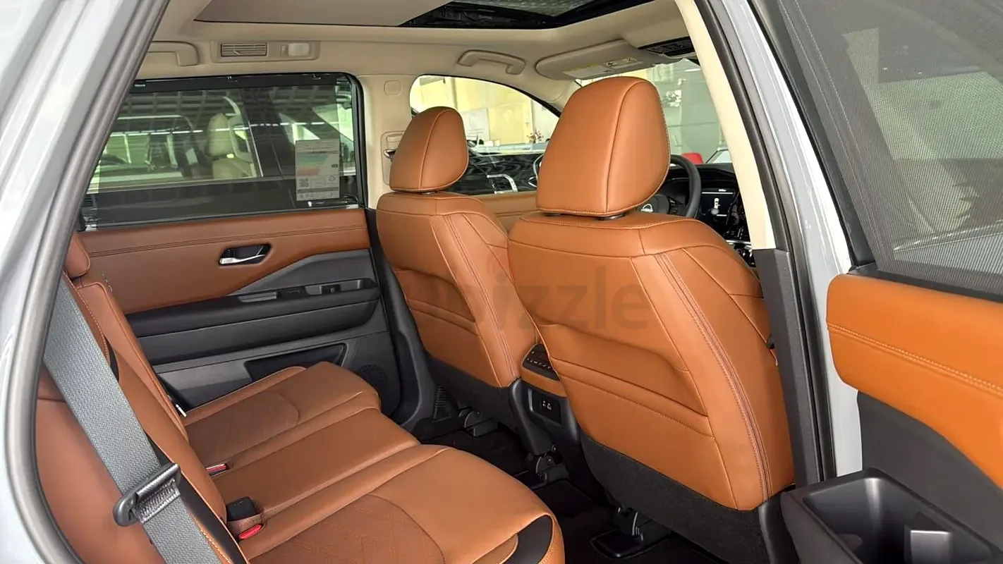Nissan Pathfinder 3.5 AT (284 hp) - 6