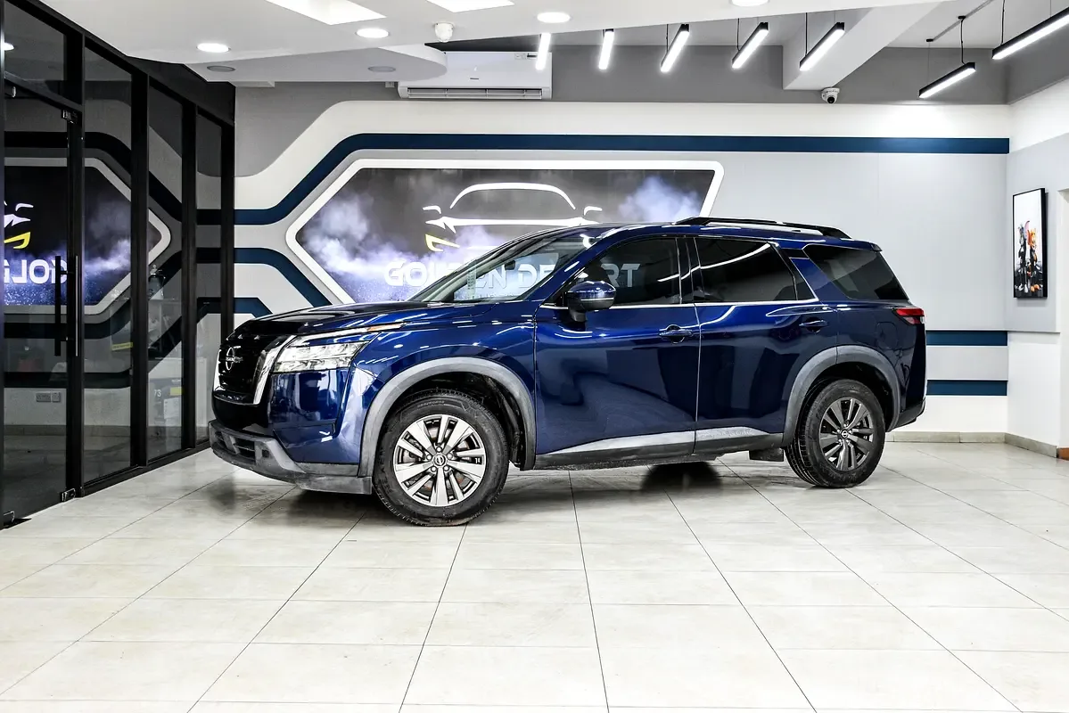 Nissan Pathfinder 3.5 AT (284 hp)