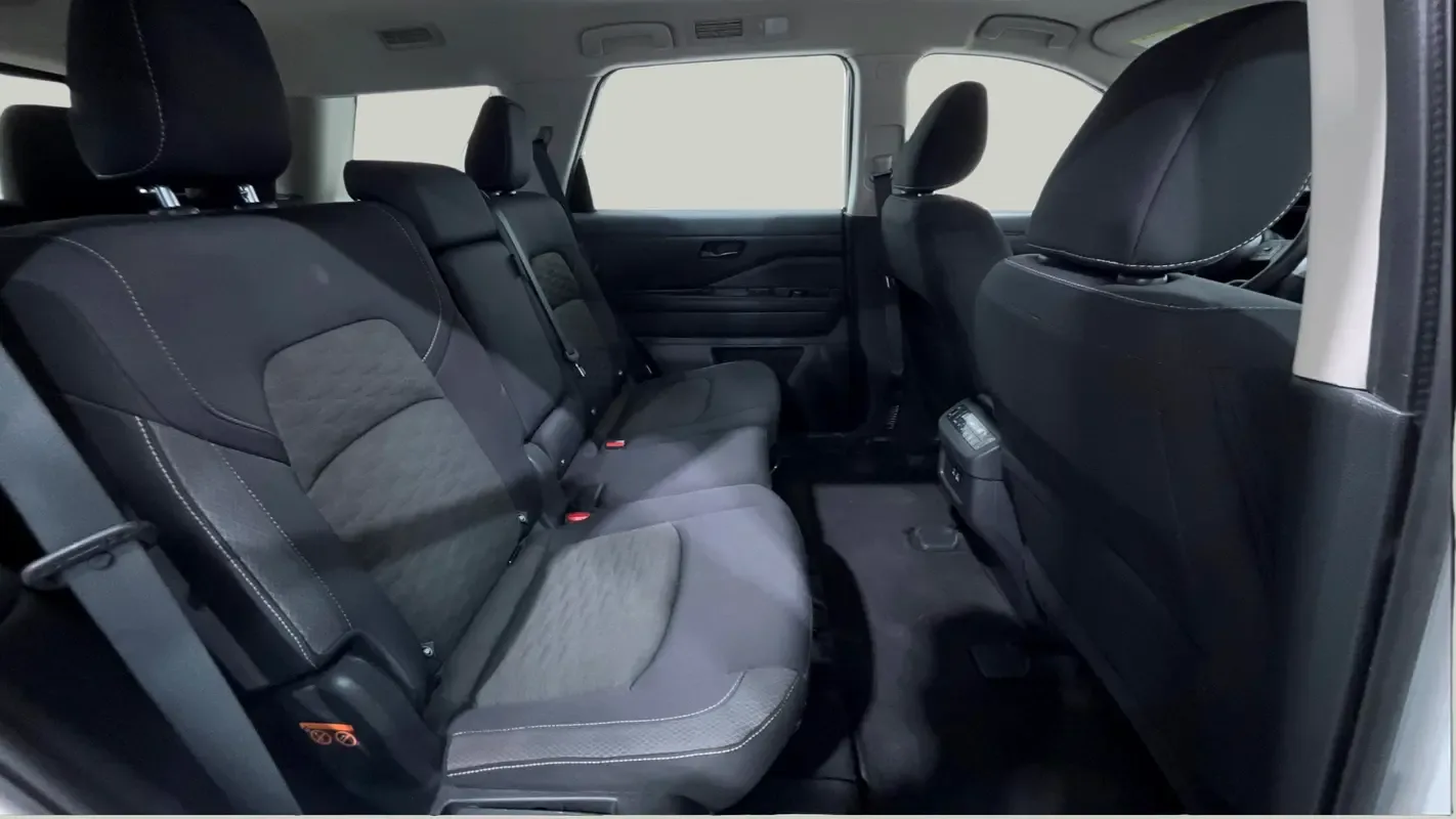 Nissan Pathfinder 3.5 AT (284 hp) - 10