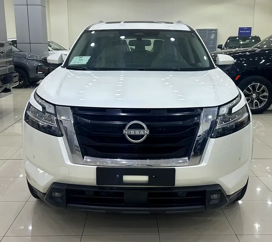 Nissan Pathfinder 3.5 AT 4WD (284 hp)