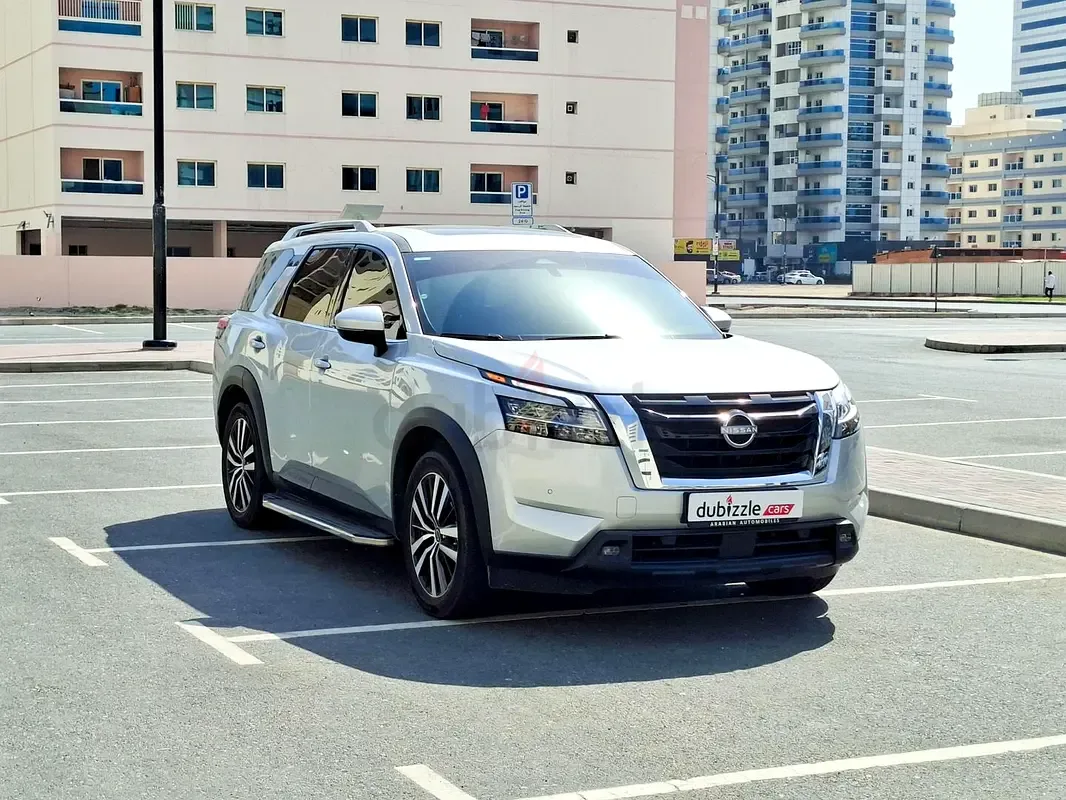 Nissan Pathfinder 3.5 AT 4WD (284 hp)