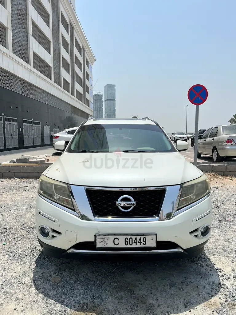 Nissan Pathfinder 3.5 CVT (284 hp)