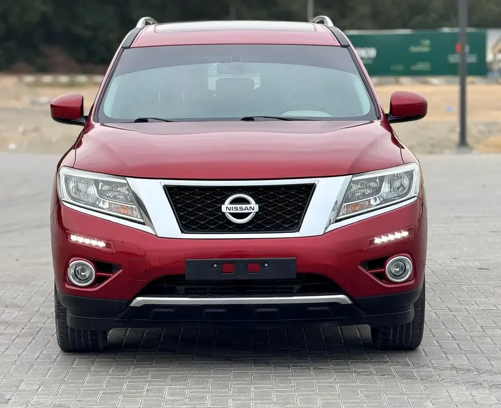 Nissan Pathfinder 3.5 CVT (284 hp)