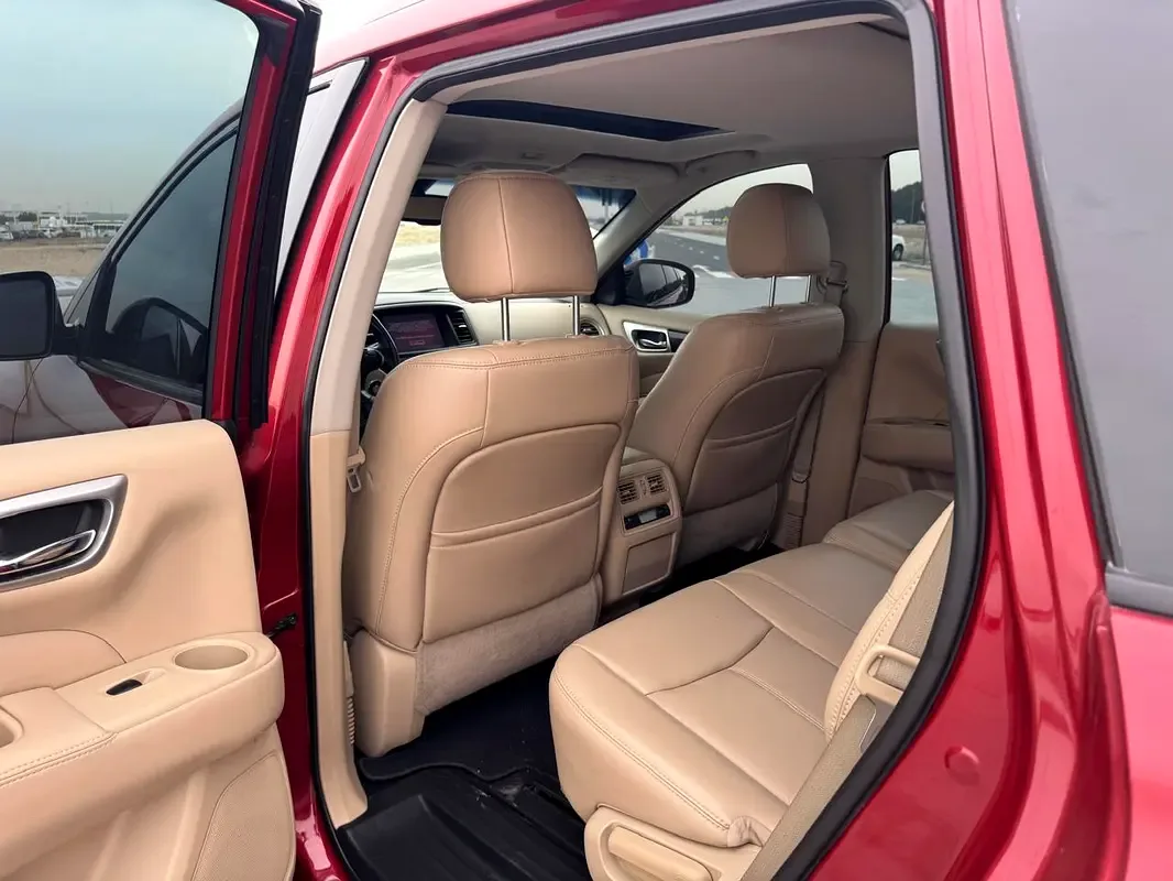 Nissan Pathfinder 3.5 CVT (284 hp) - 10