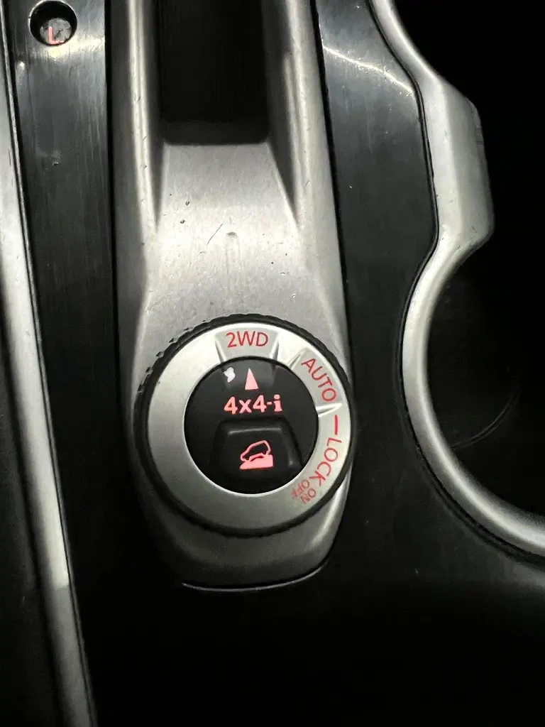 Nissan Pathfinder 3.5 CVT (284 hp) - 11