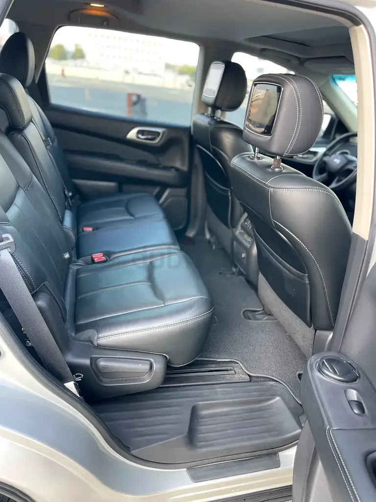 Nissan Pathfinder 3.5 CVT (284 hp) - 9