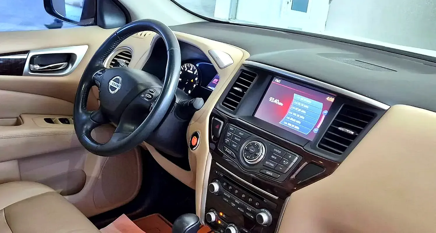 Nissan Pathfinder 3.5 CVT (284 حصان) - 10