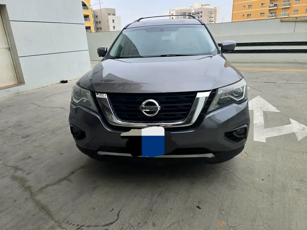 Nissan Pathfinder 3.5 CVT (284 hp)
