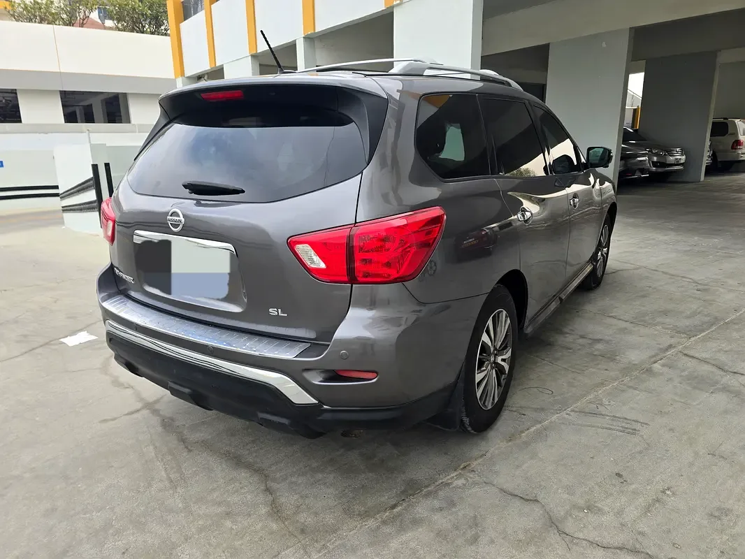 Nissan Pathfinder 3.5 CVT (284 hp) - 4