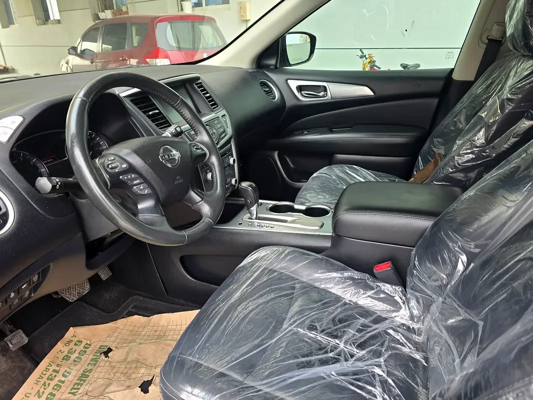 Nissan Pathfinder 3.5 CVT (284 hp) - 12