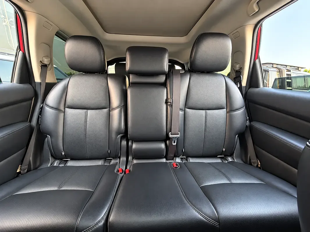 Nissan Pathfinder 3.5 CVT (284 hp) - 13