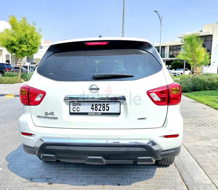 Nissan Pathfinder 3.5 CVT (284 hp) - 3