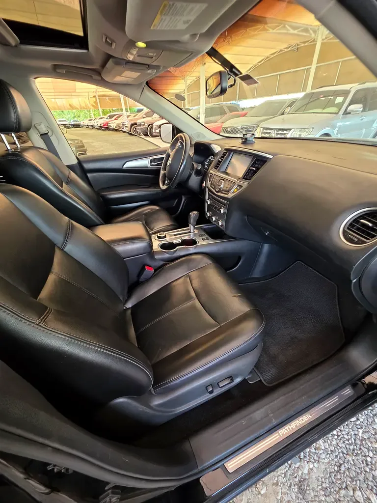 Nissan Pathfinder 3.5 CVT (284 hp) - 2