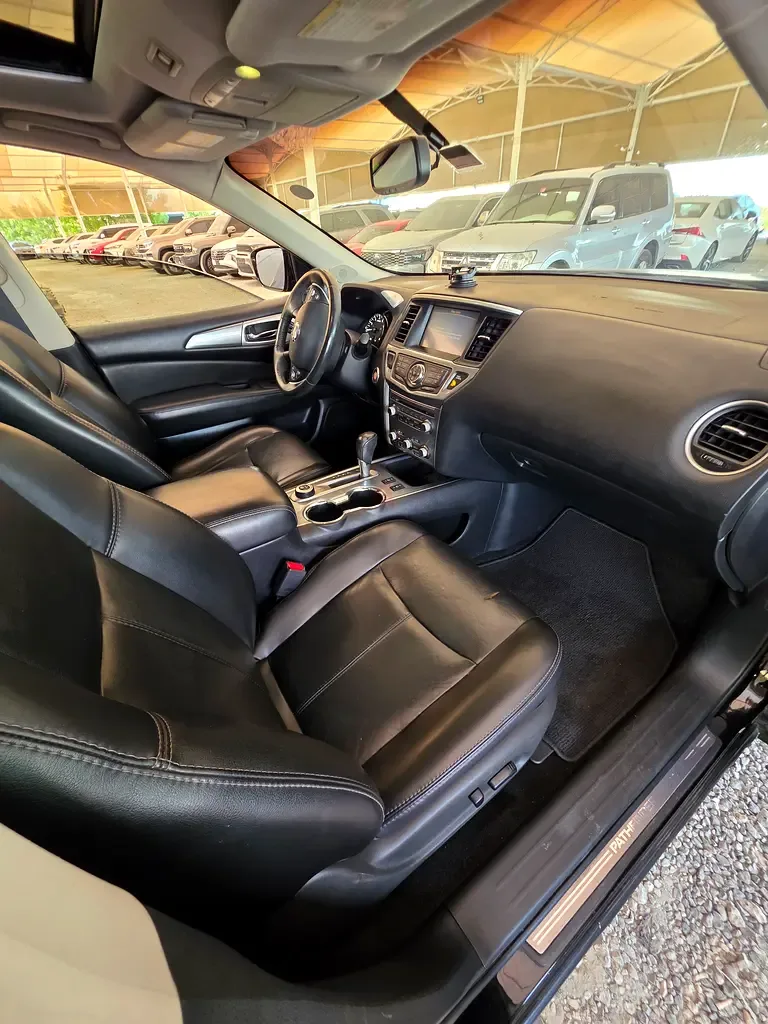 Nissan Pathfinder 3.5 CVT (284 hp) - 3