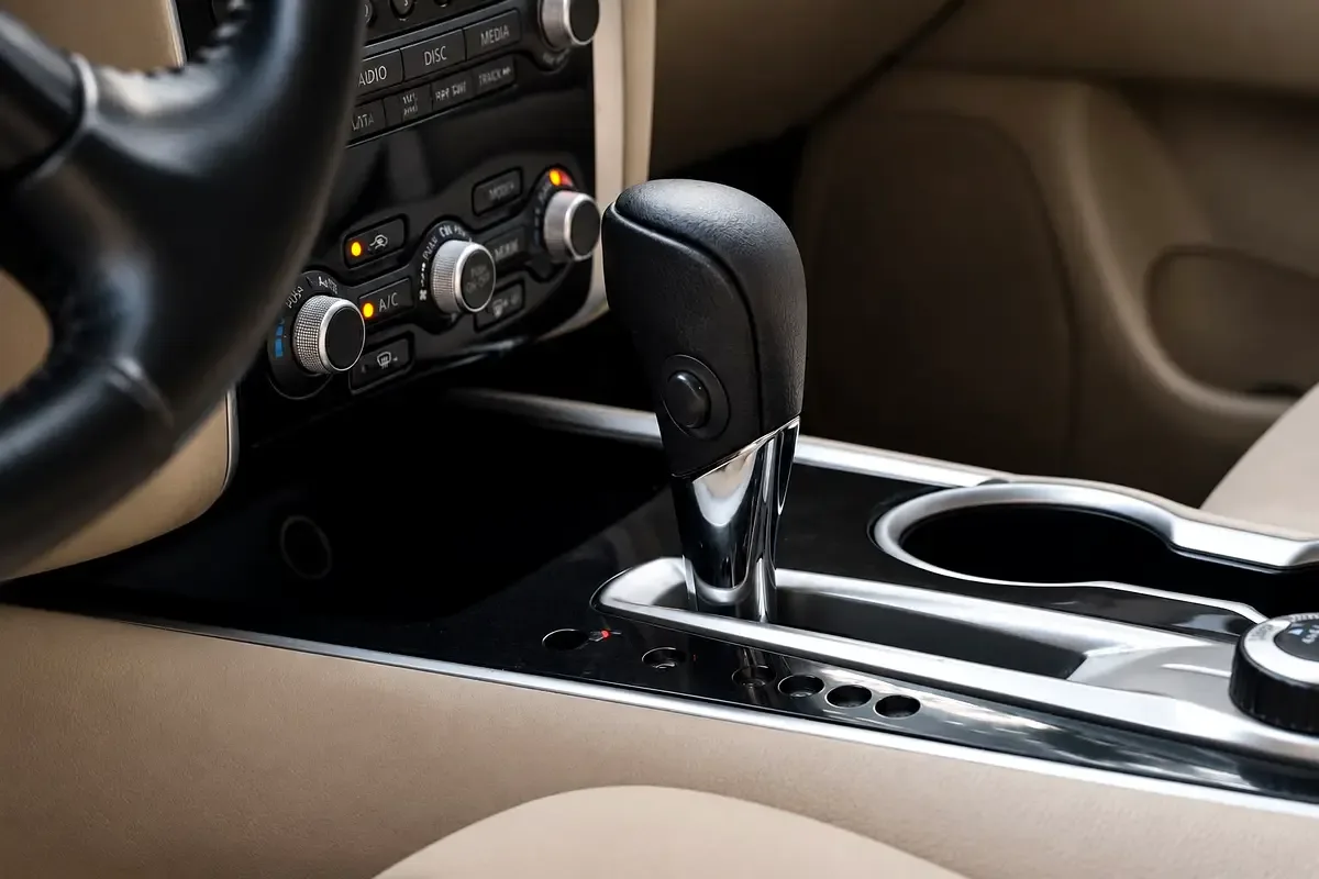 Nissan Pathfinder 3.5 CVT (284 حصان) - 11
