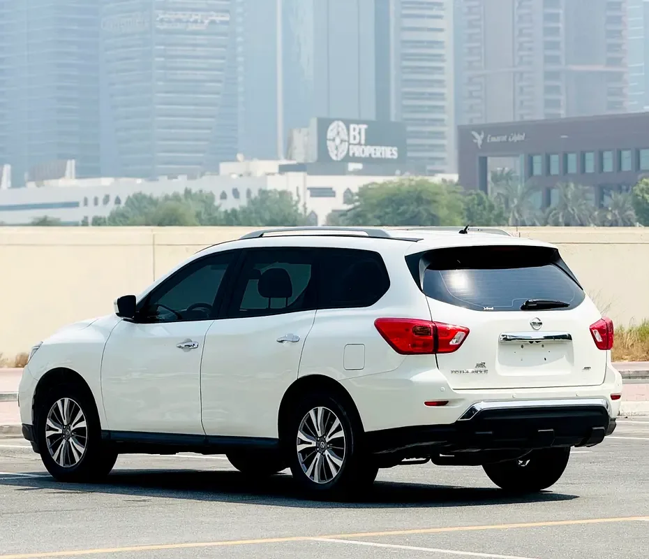 Nissan Pathfinder 3.5 CVT (284 حصان) - 4