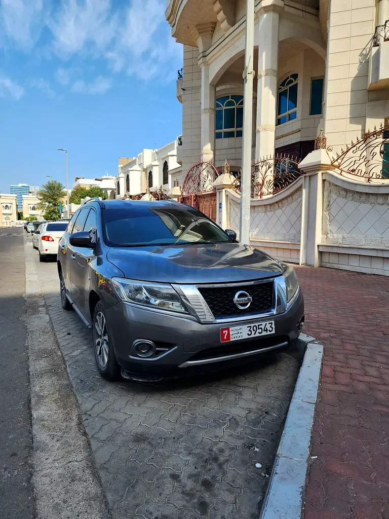 Nissan Pathfinder 3.5 CVT AWD (249 hp)