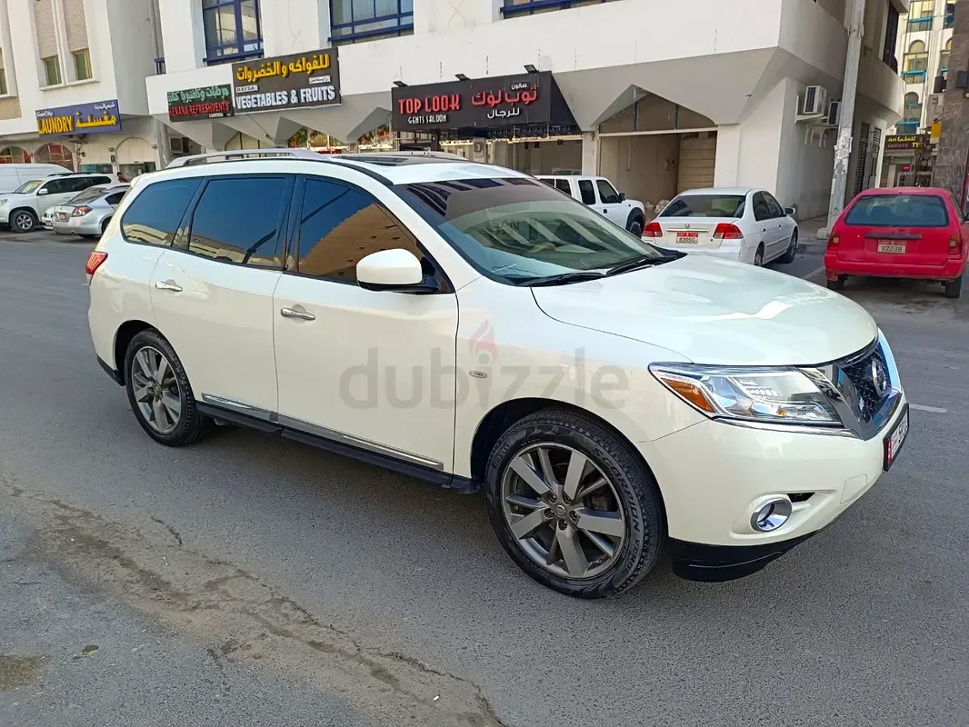 Nissan Pathfinder 3.5 CVT AWD (249 hp)