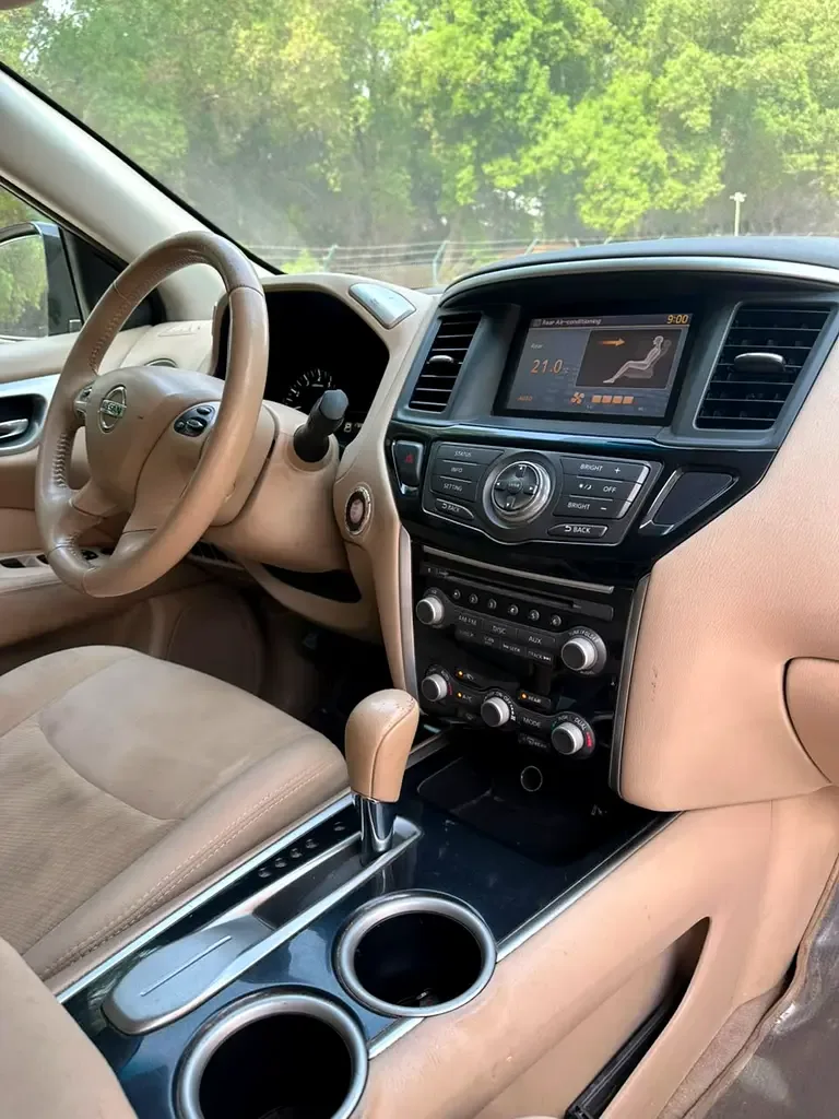 Nissan Pathfinder 3.5 CVT AWD (249 hp) - 11