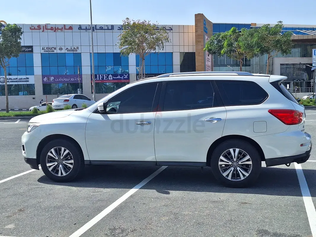 Nissan Pathfinder 3.5 l (284 hp) gasoline, Four-wheel drive, variator