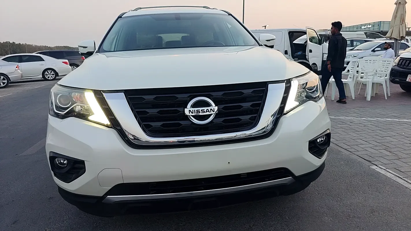 Nissan Pathfinder 3.5 l (284 hp) gasoline, Four-wheel drive, variator - 12