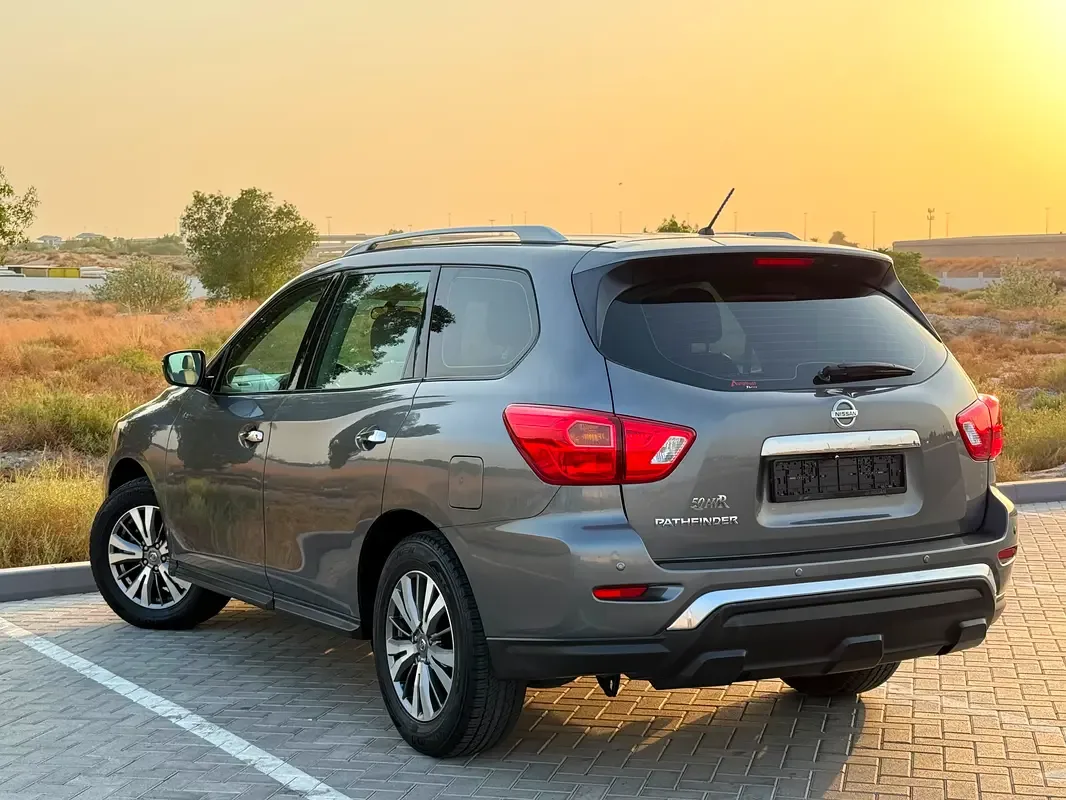 Nissan Pathfinder 3.5 l (284 حصان) بنزين, Four-wheel drive, variator - 7
