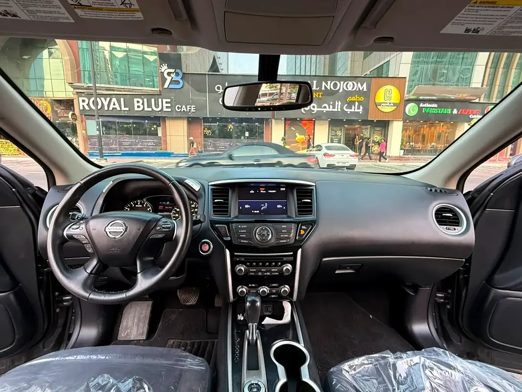 Nissan Pathfinder 3.5 l (284 hp) gasoline, Four-wheel drive, variator - 9