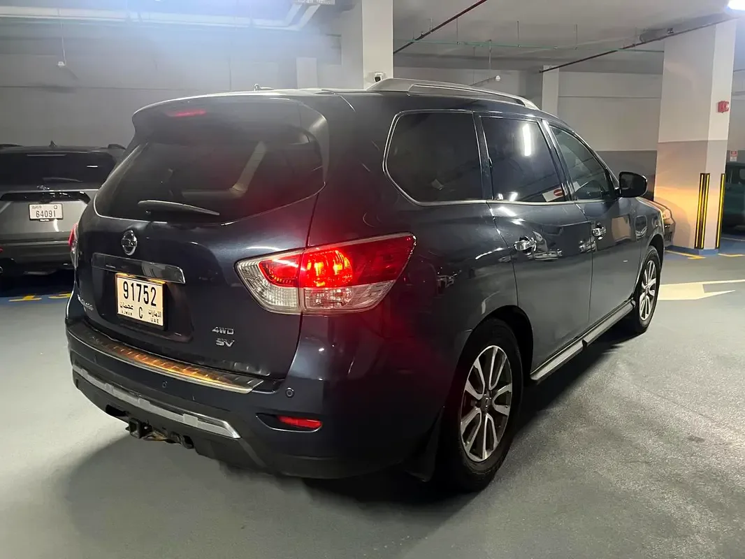 Nissan Pathfinder 4.0 AT (269 hp) - 4