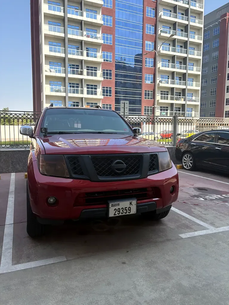 Nissan Pathfinder 4.0 AT (269 hp) - 2