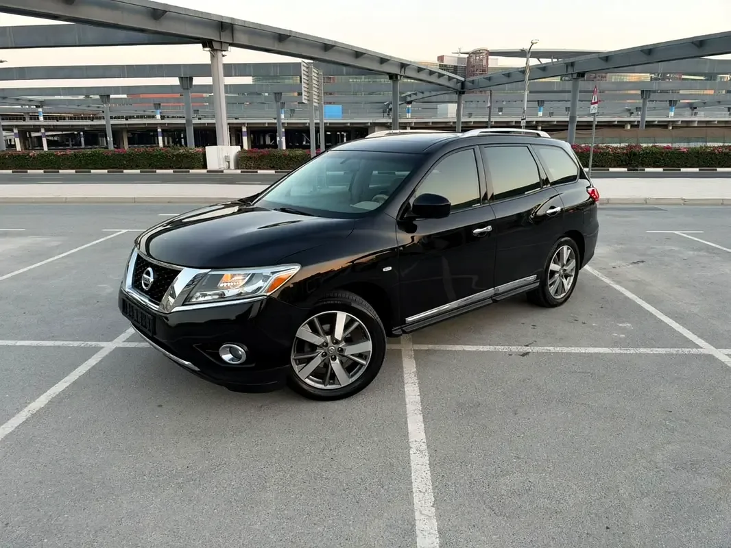 Nissan Pathfinder 4.0 AT (269 حصان) - 4