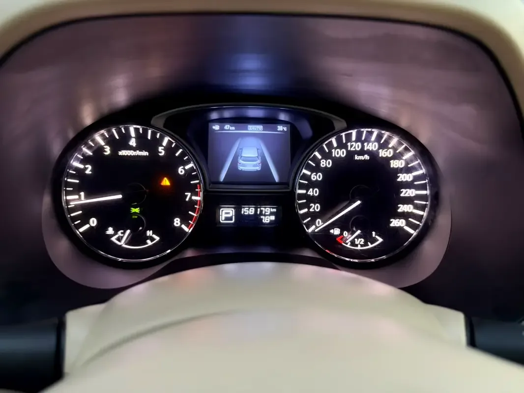 Nissan Pathfinder 4.0 AT (269 حصان) - 16