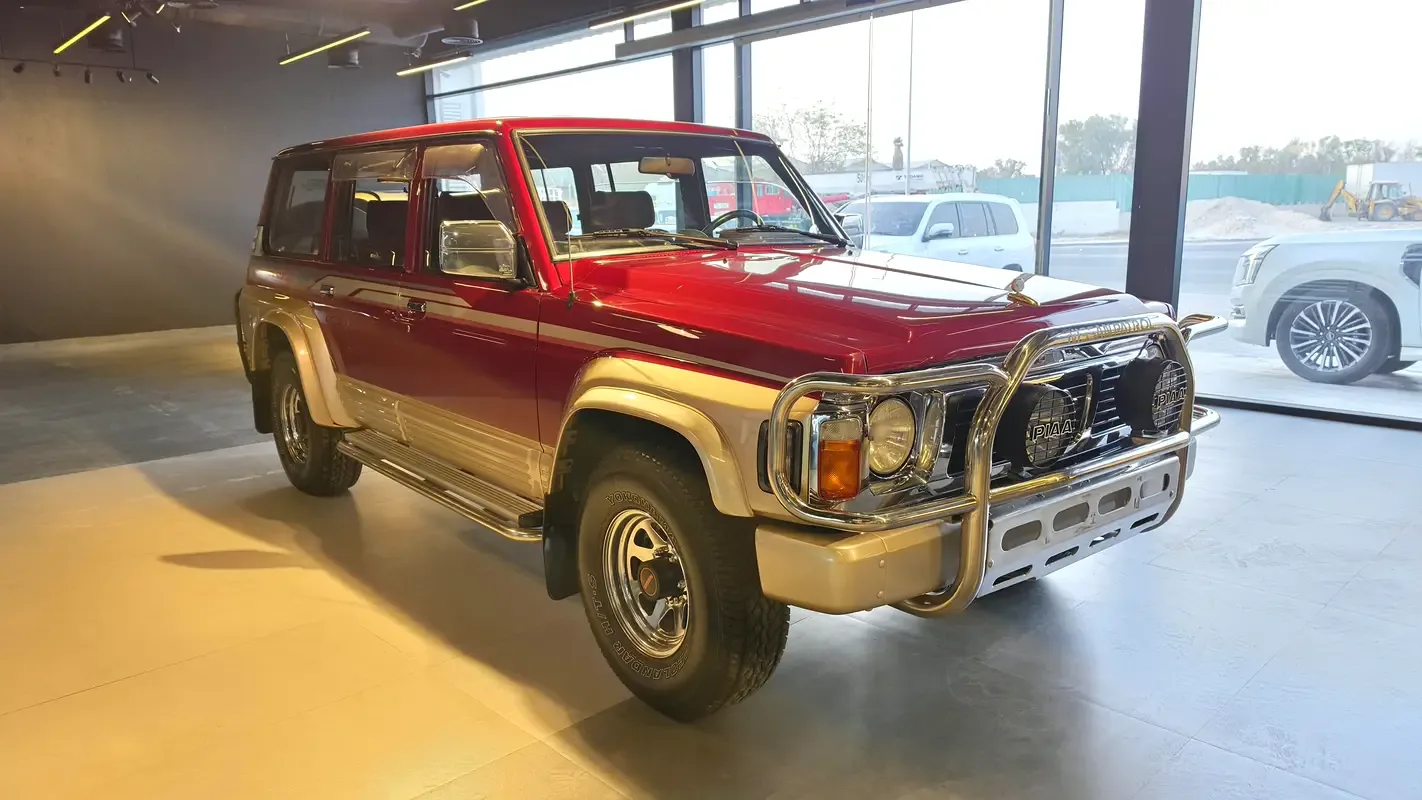 Nissan Patrol 2.8 MT AWD (121 hp)