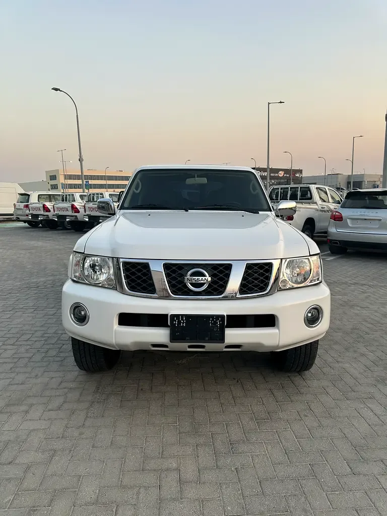 Nissan Patrol 3.5 AT 4WD (425 hp) - 3