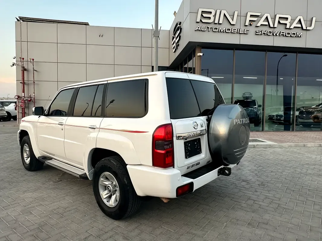 Nissan Patrol 3.5 AT 4WD (425 hp) - 6
