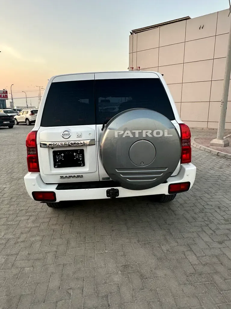 Nissan Patrol 3.5 AT 4WD (425 hp) - 7