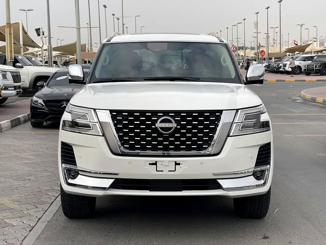 Nissan Patrol 3.5 AT 4WD (425 hp)