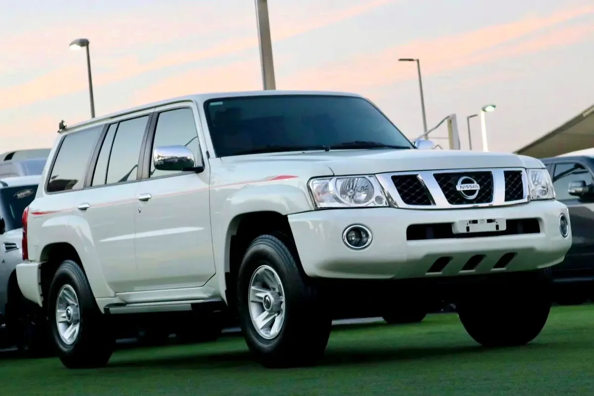 Nissan Patrol 3.5 AT 4WD (425 hp)