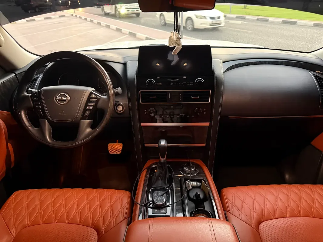 Nissan Patrol 3.5 AT 4WD (425 hp) - 10