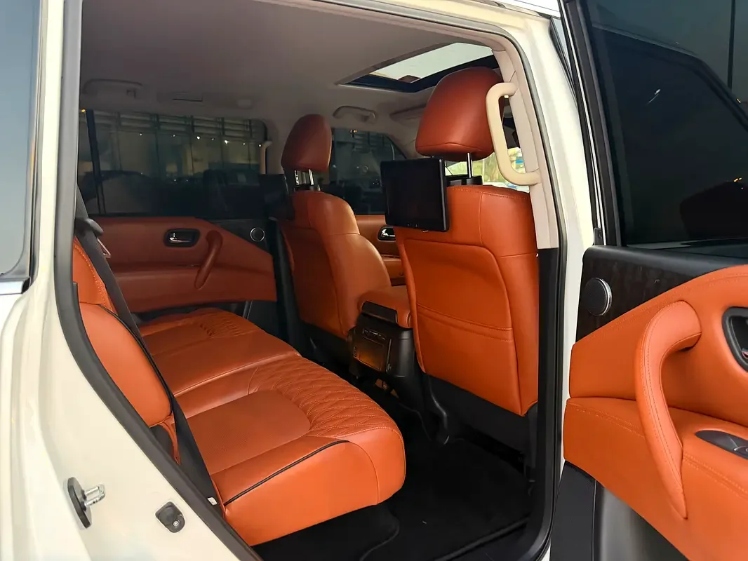 Nissan Patrol 3.5 AT 4WD (425 hp) - 16