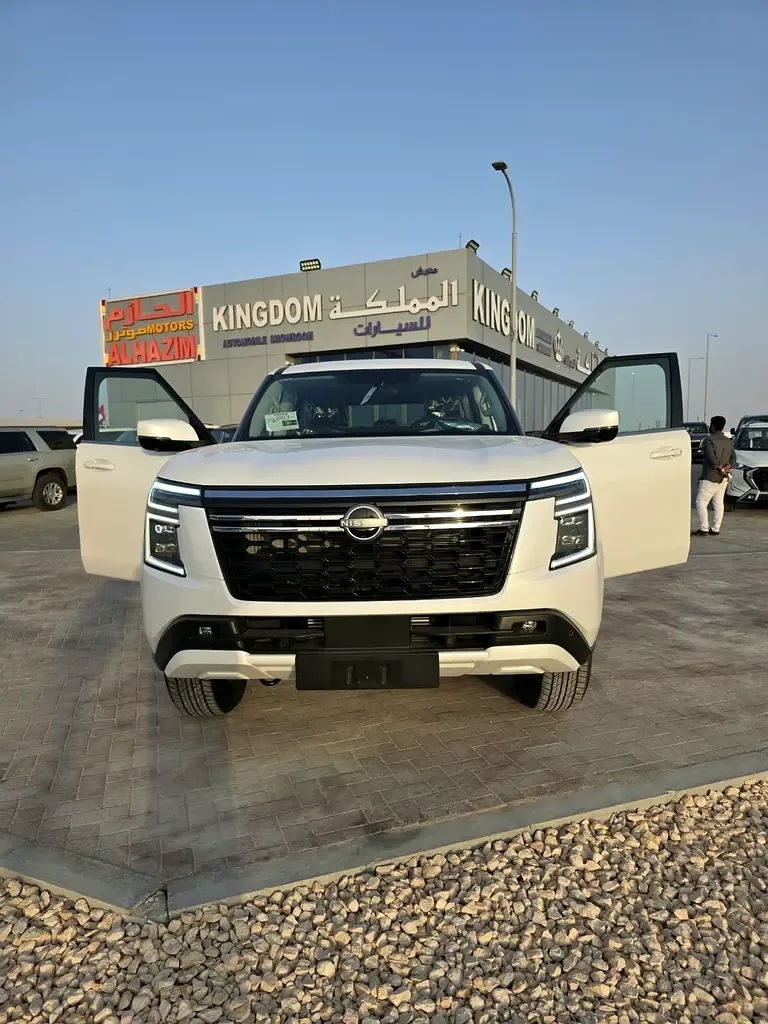 Nissan Patrol 3.5 AT AWD (495 hp)
